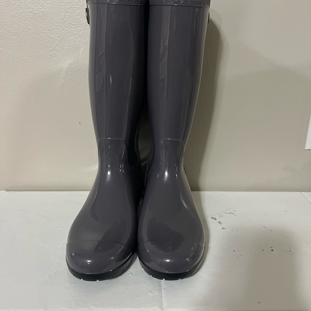 Michael Kors rain boots - Picture 5 of 9
